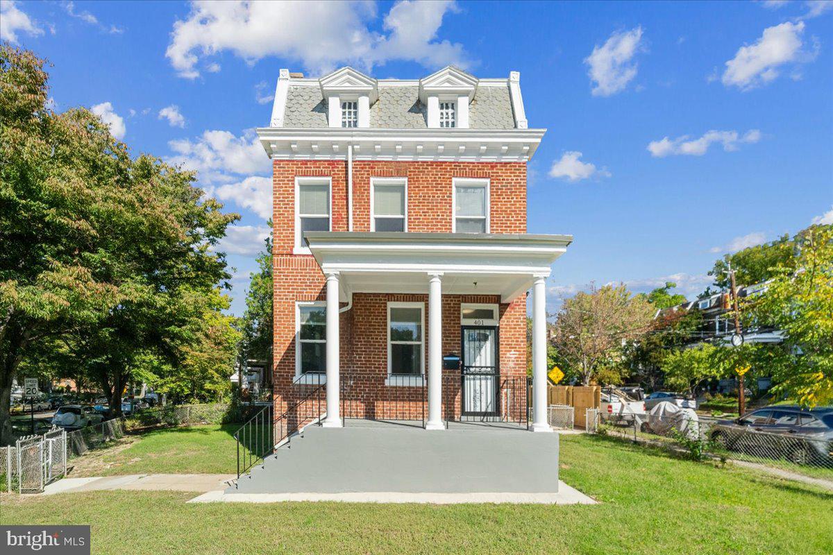 401 Shepherd St NW — photo