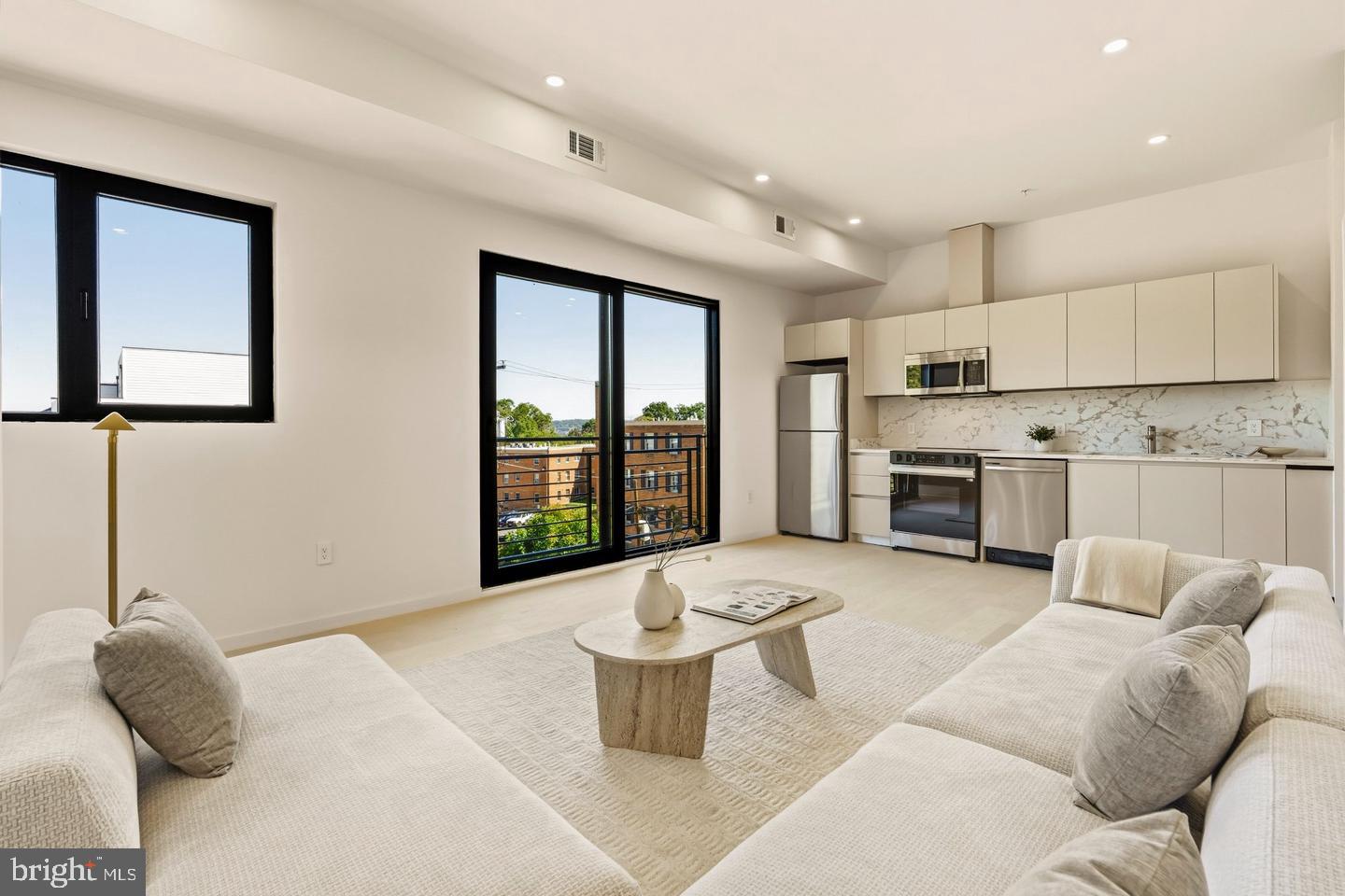 2117 M St NE #31 — photo