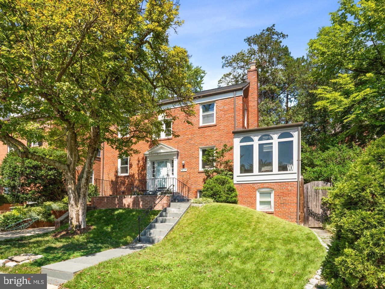 5111 Albemarle St NW — photo