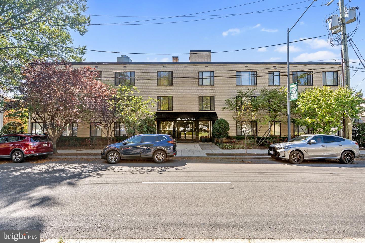 5112 Macarthur Blvd NW #108 — photo
