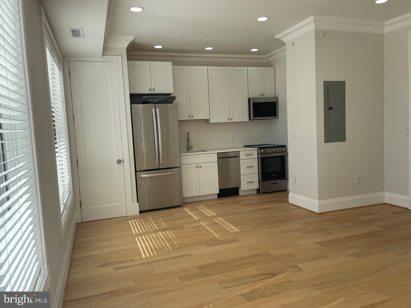 712 E SE #3E, Washington, DC 20003 — photo 2