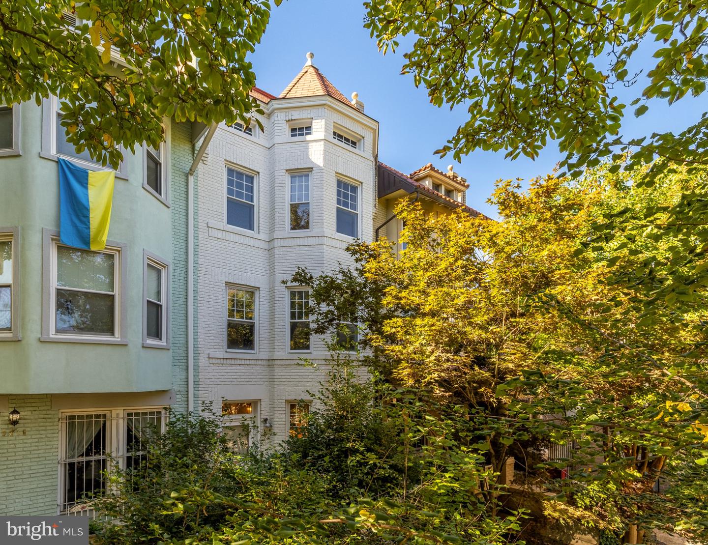3318 Mt Pleasant St NW — photo