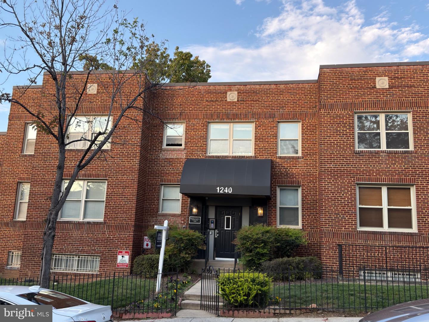 1240 Holbrook Ter NE #102 — photo