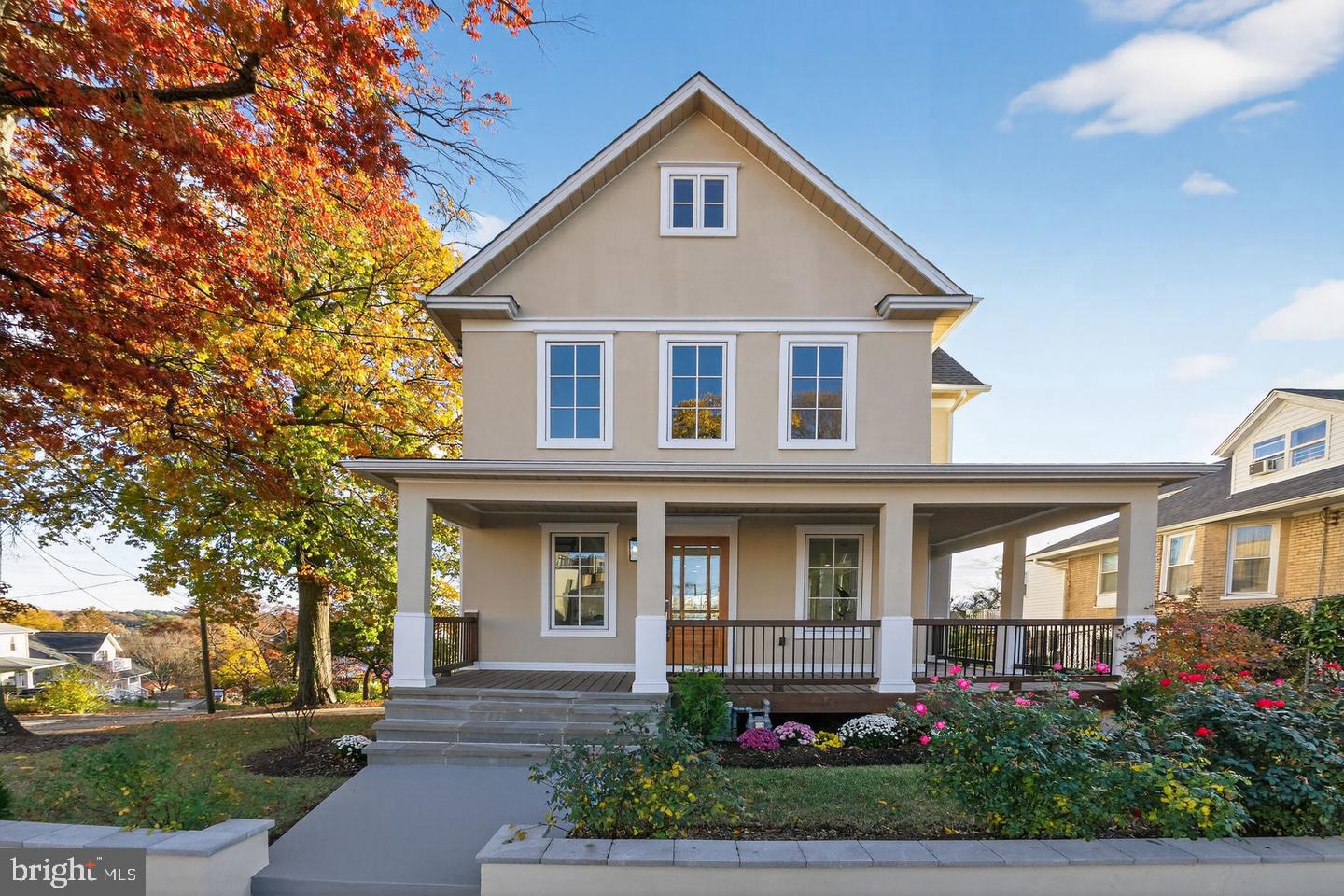 2017 Fulton Pl NE — photo