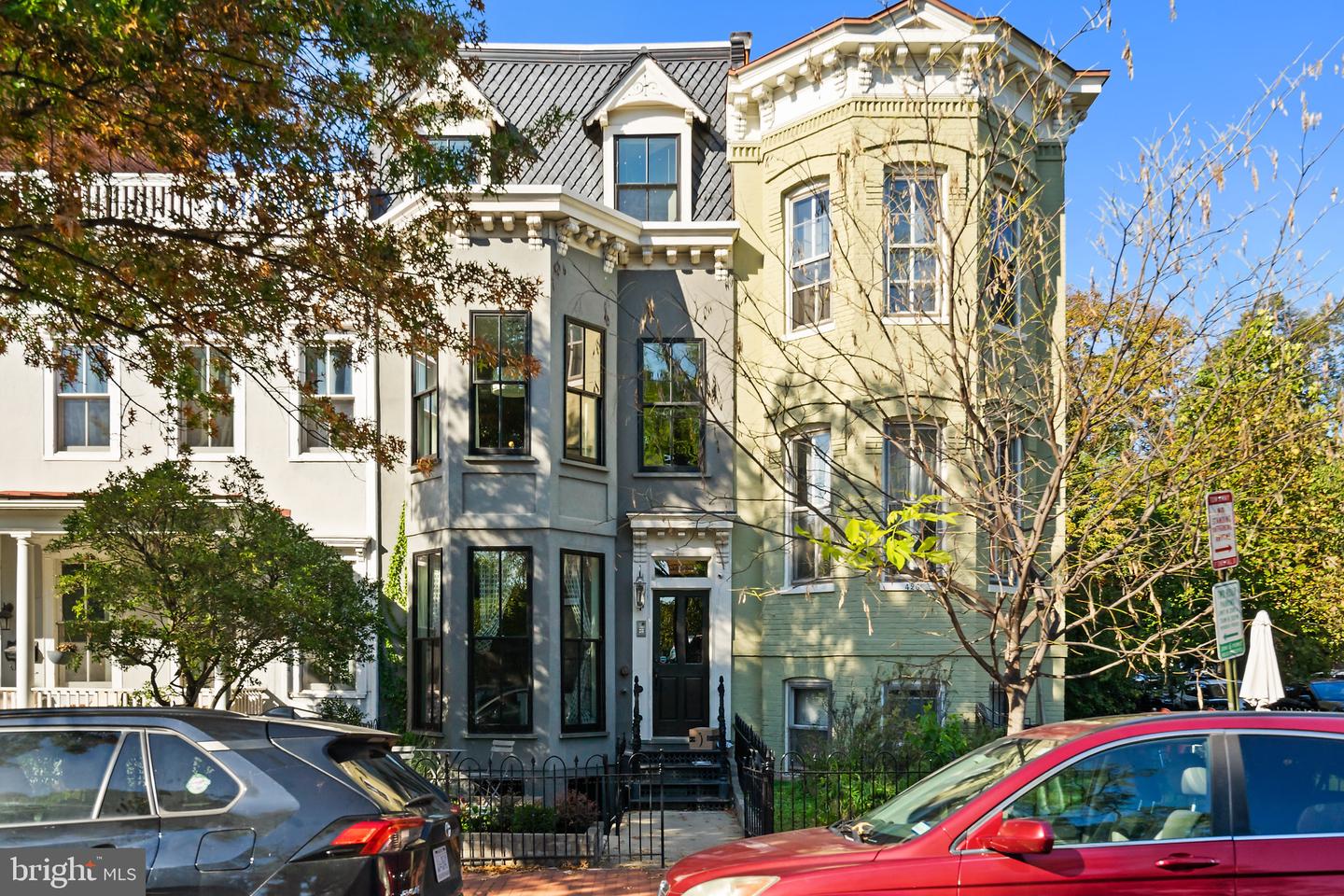 418 Seward Sq SE #2 — photo