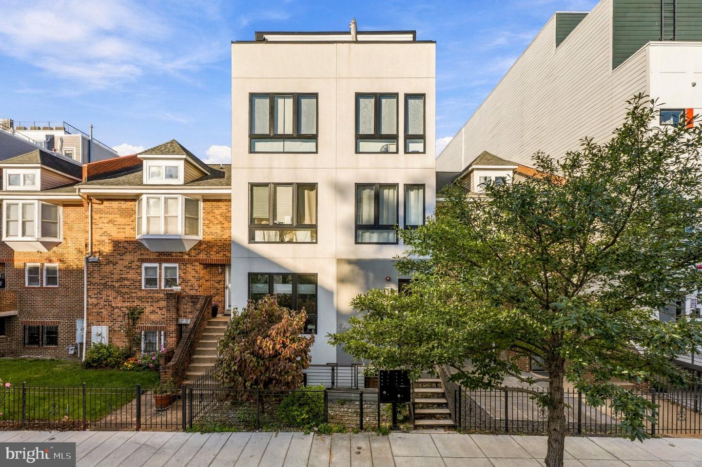 2618 University Pl NW #2 — photo