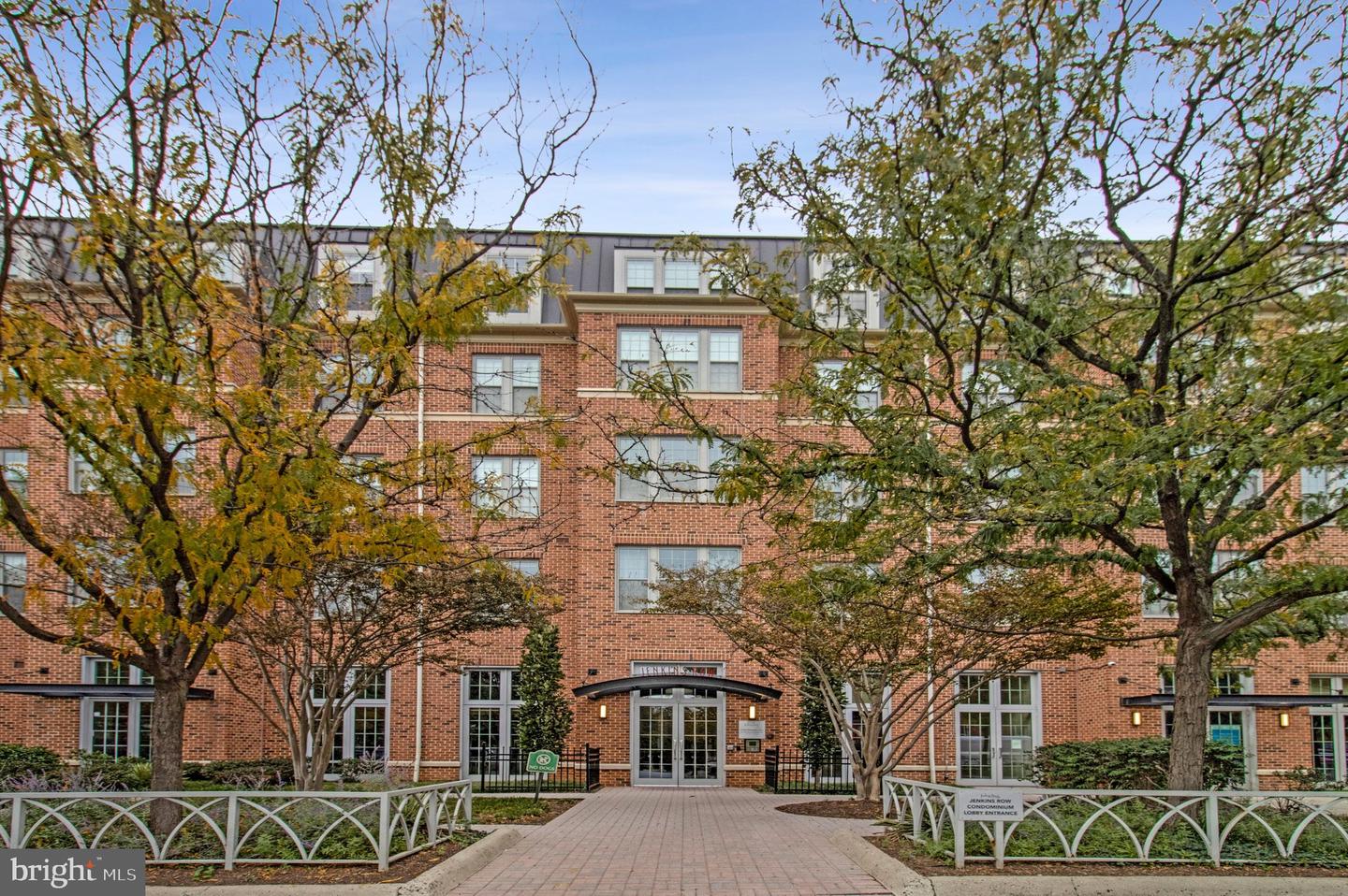 1391 Pennsylvania Ave SE #446 — photo