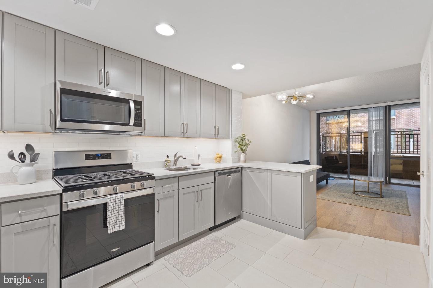 50 Florida Ave NE #204 — photo