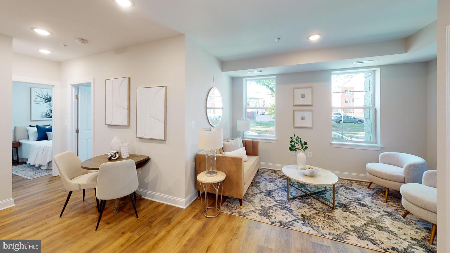 220 Hamilton St NW #102 — photo