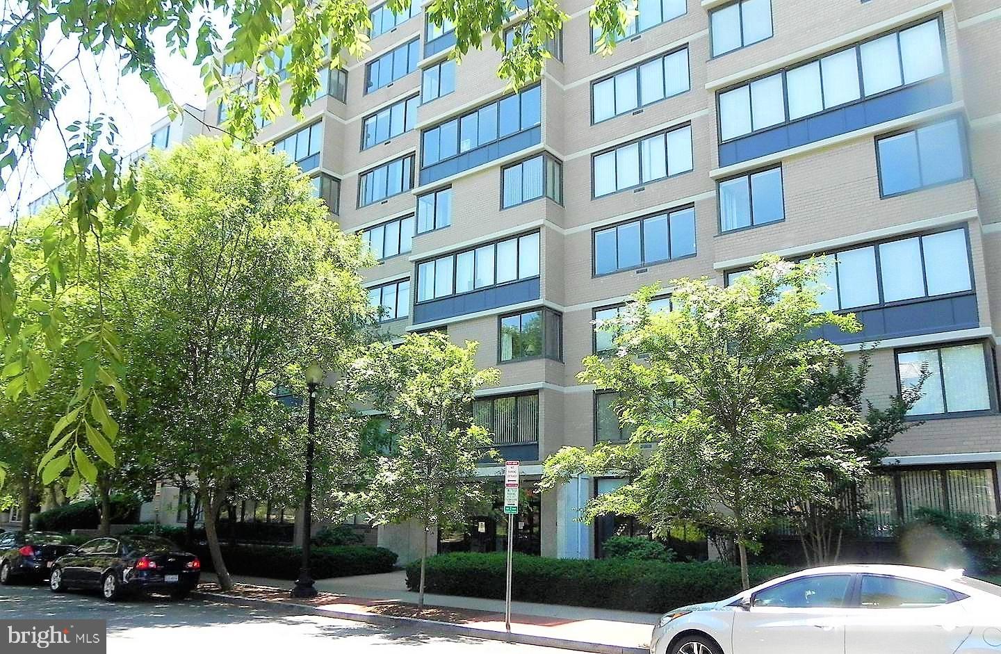 2030 F St NW #611 — photo