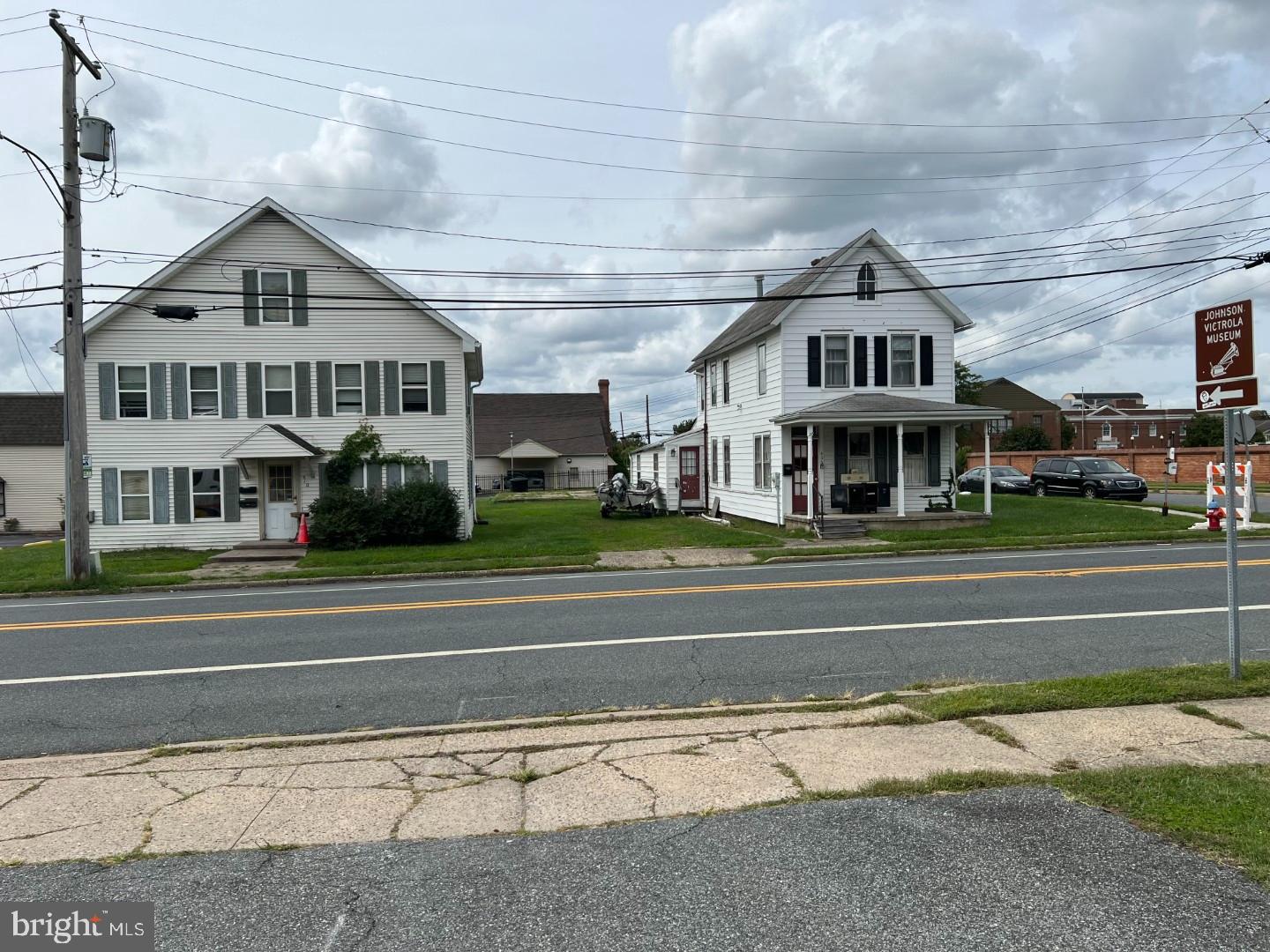 400-410 S Governors Ave — photo