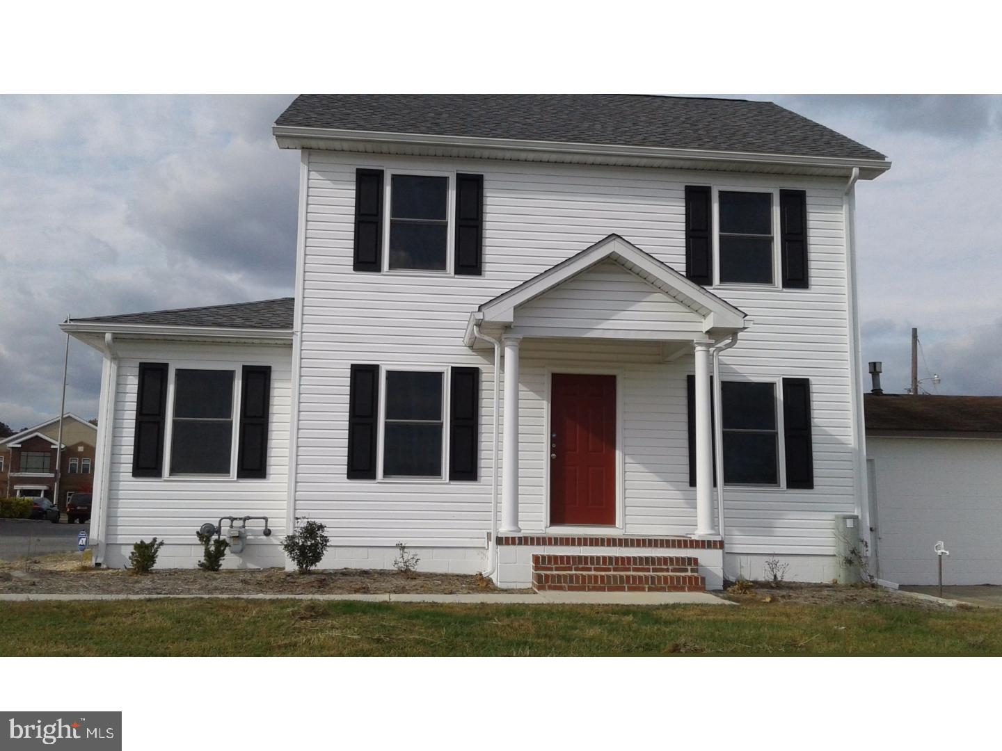 1147 S Governors Ave — photo