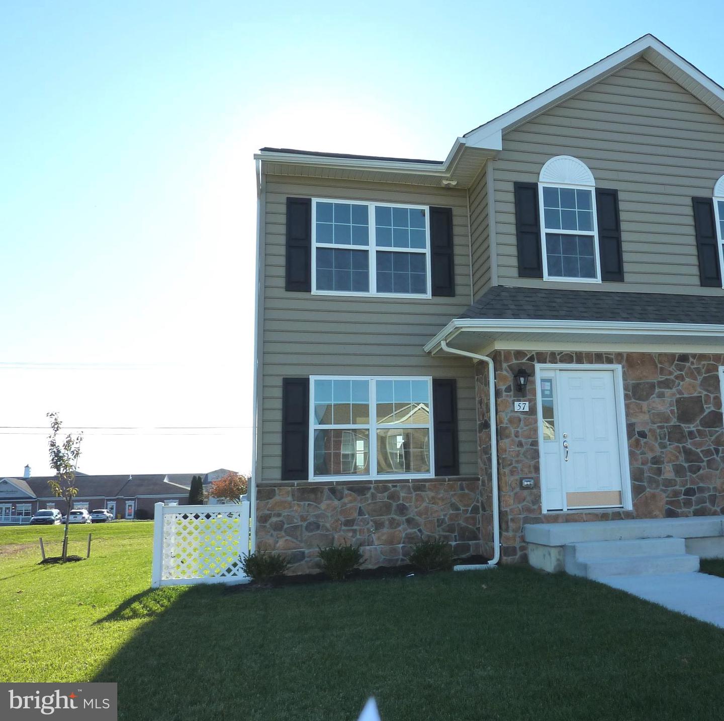 57 Cotswood Ct — photo