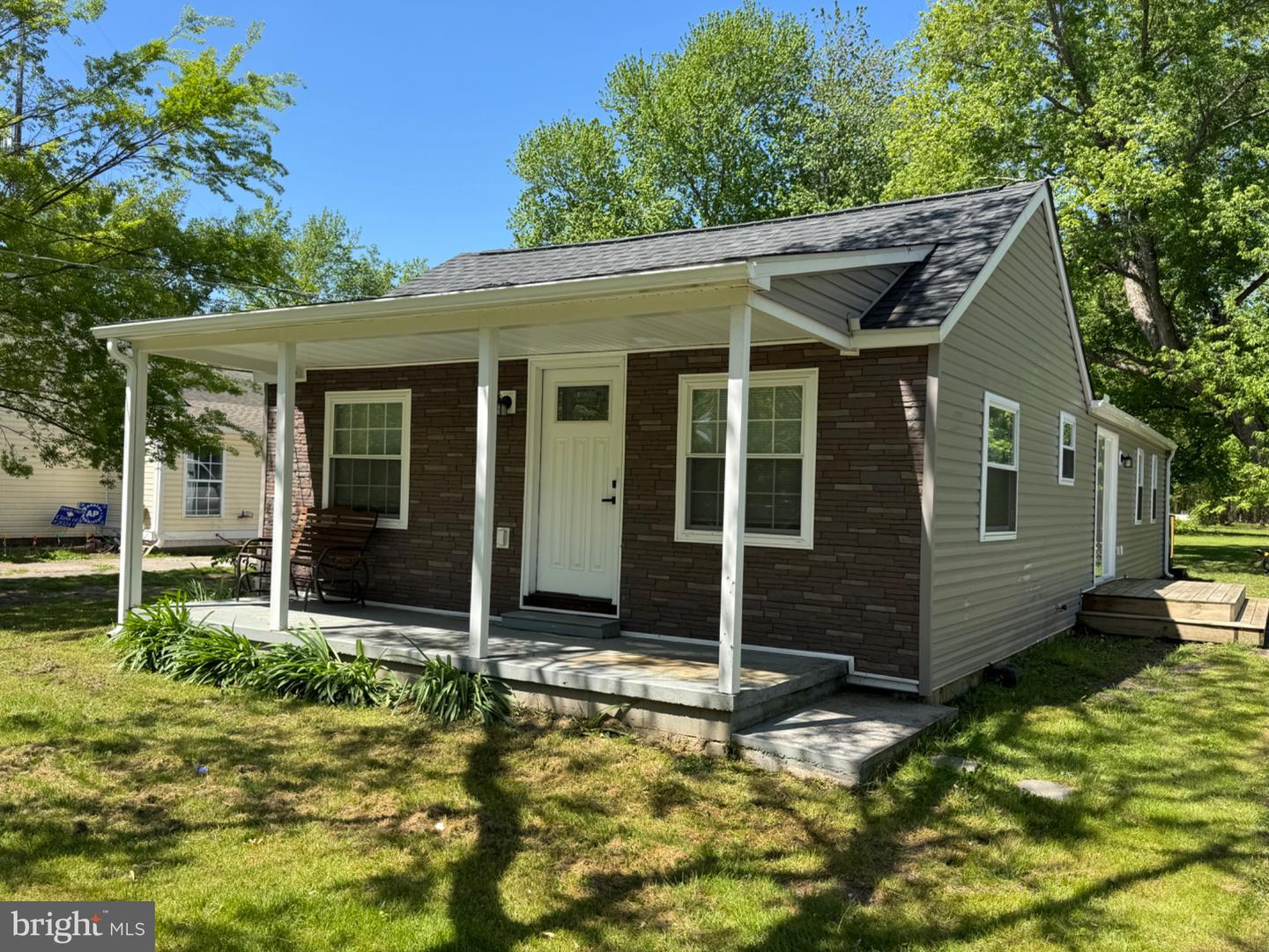 2389 White Oak Rd — photo