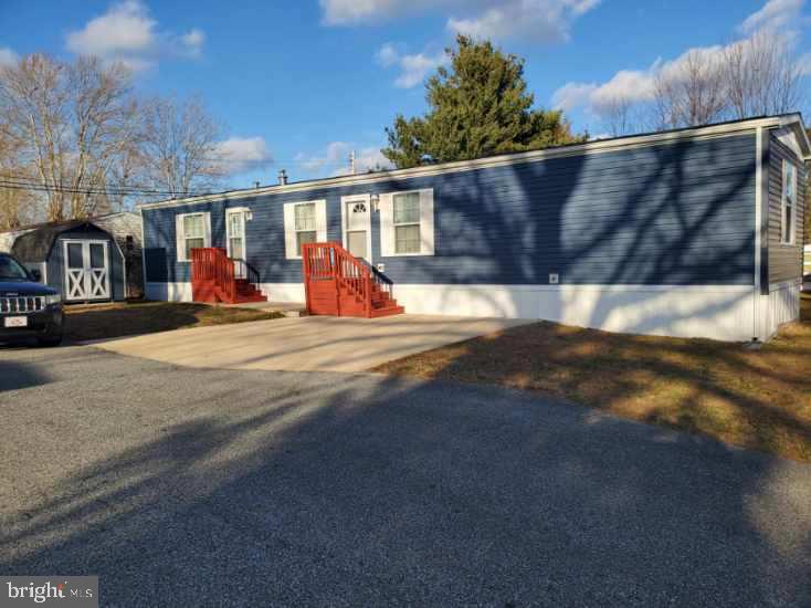 299 Lorna Dr — photo