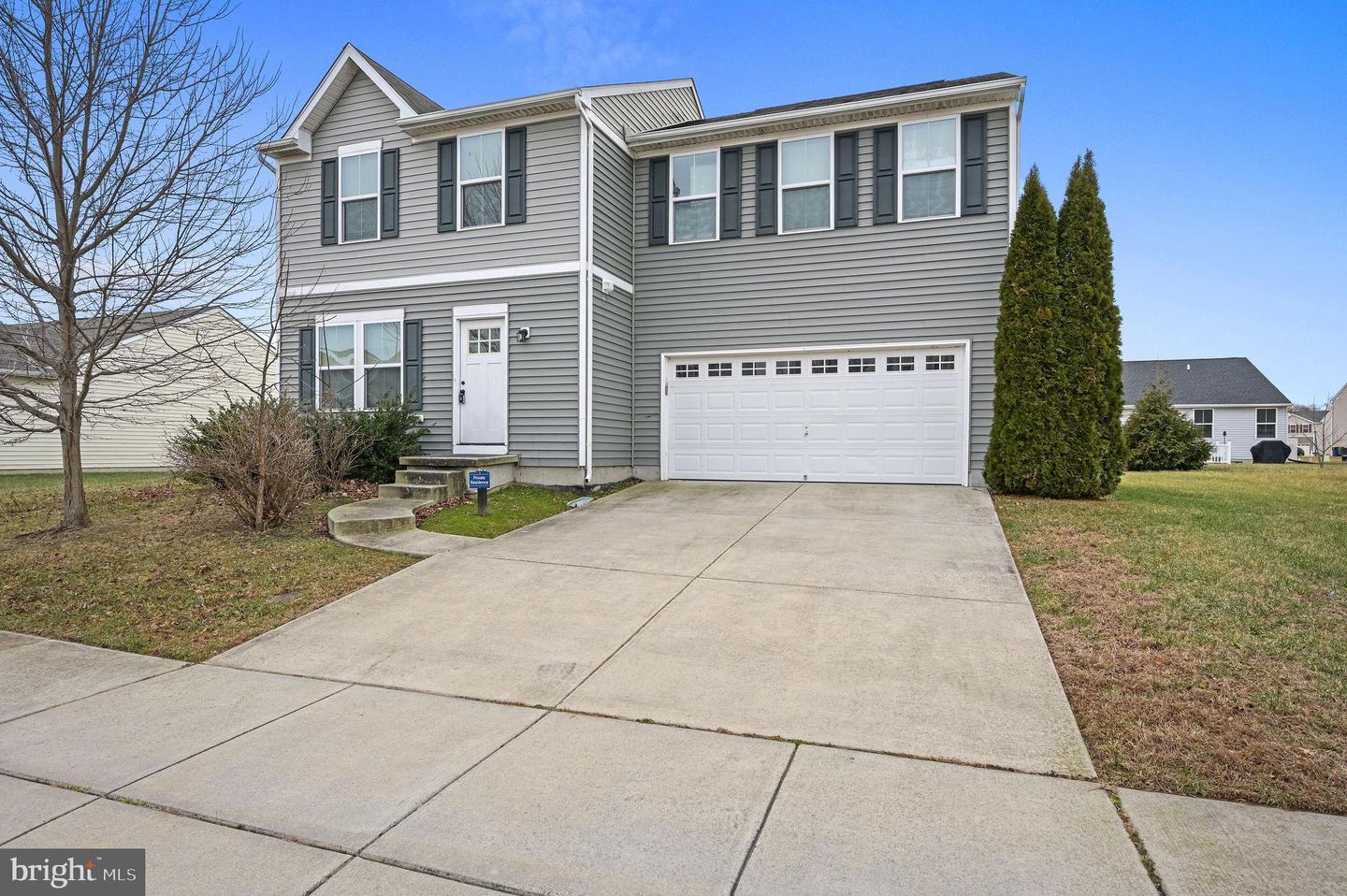 714 Marta Dr — photo