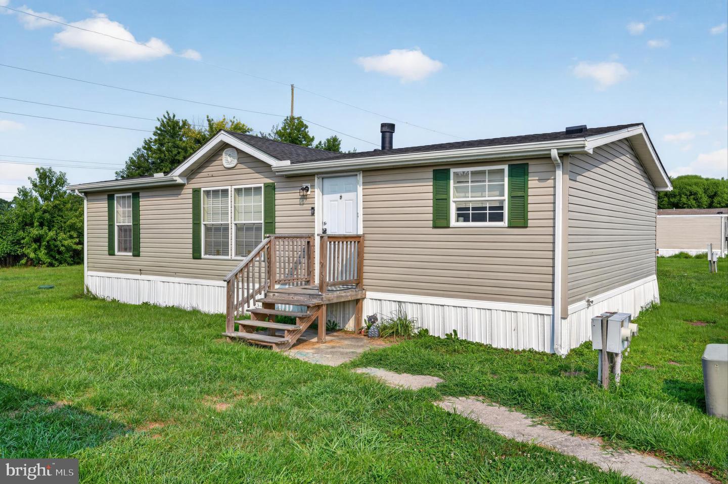 131 Pine Cone Dr #131 — photo