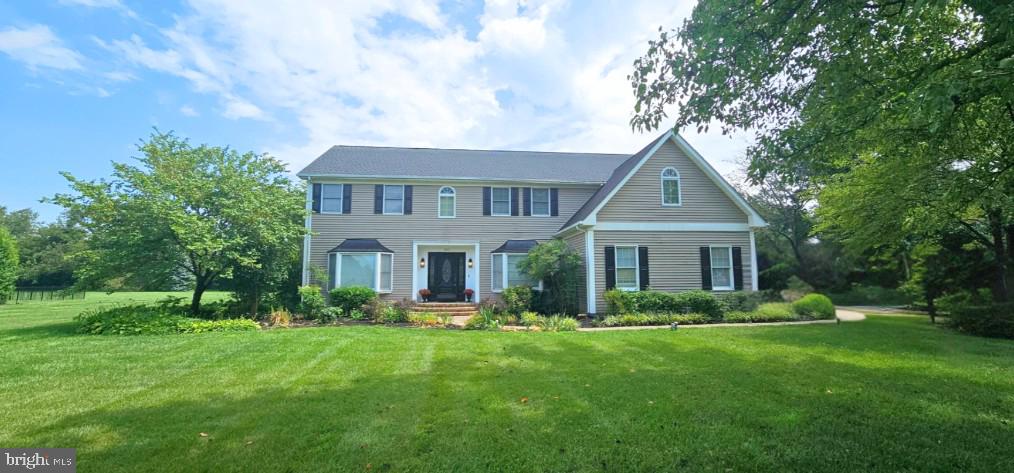303 Quail Run — photo