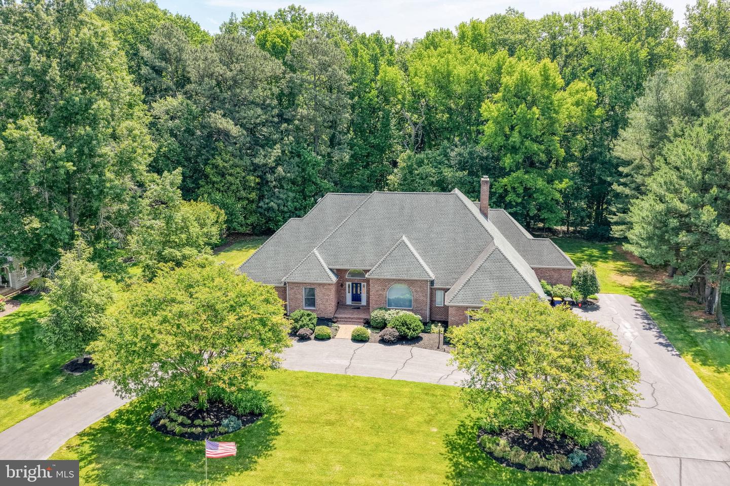 805 Quail Run — photo