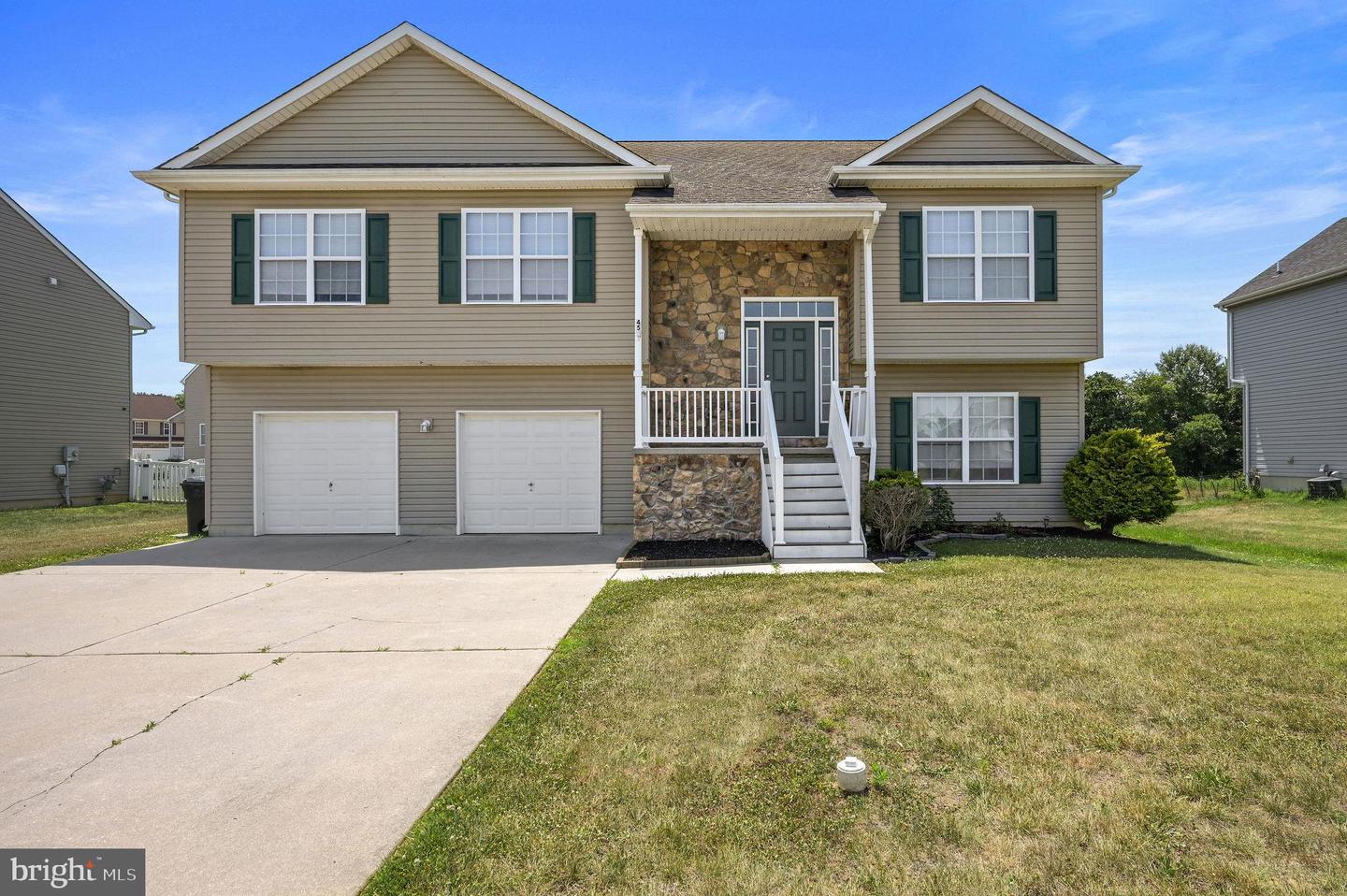 45 Fields Dr — photo