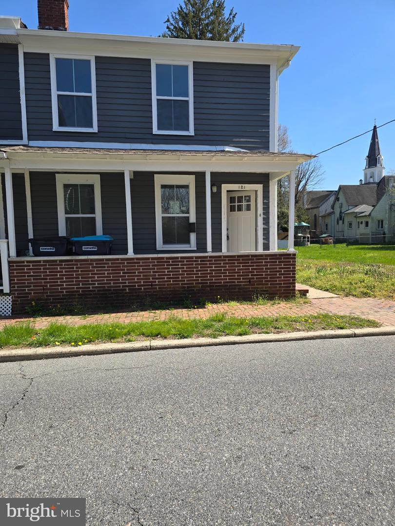 121 W Mount Vernon St — photo