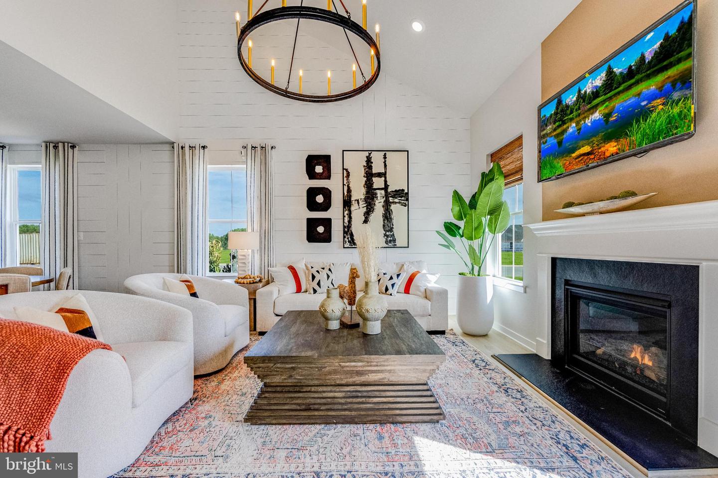 334 Carper Dr — photo