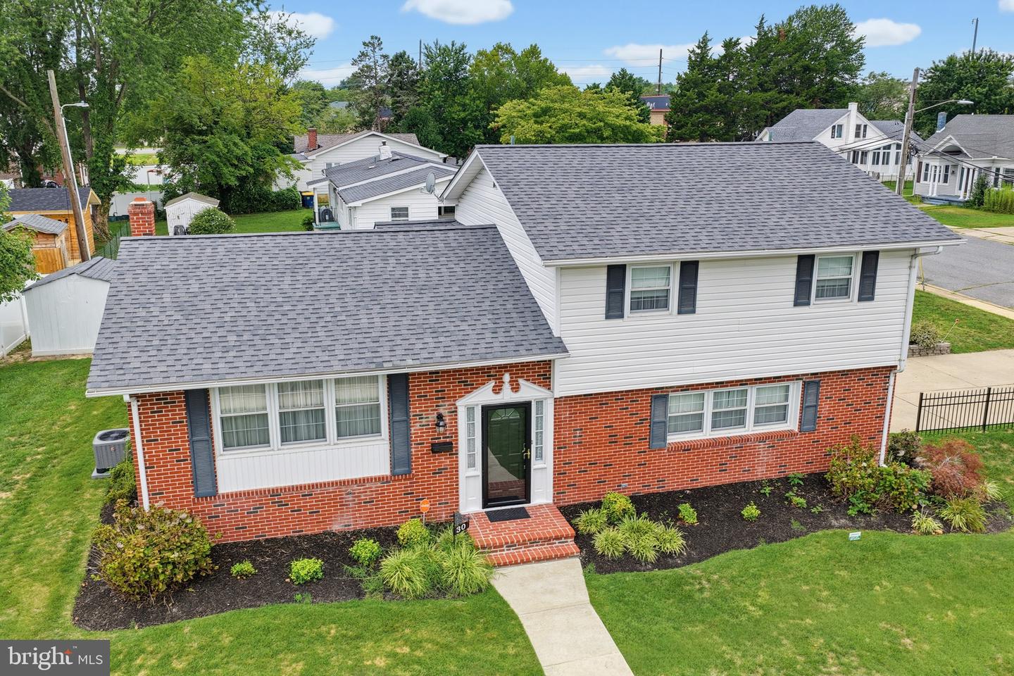 30 Bertrand Dr — photo