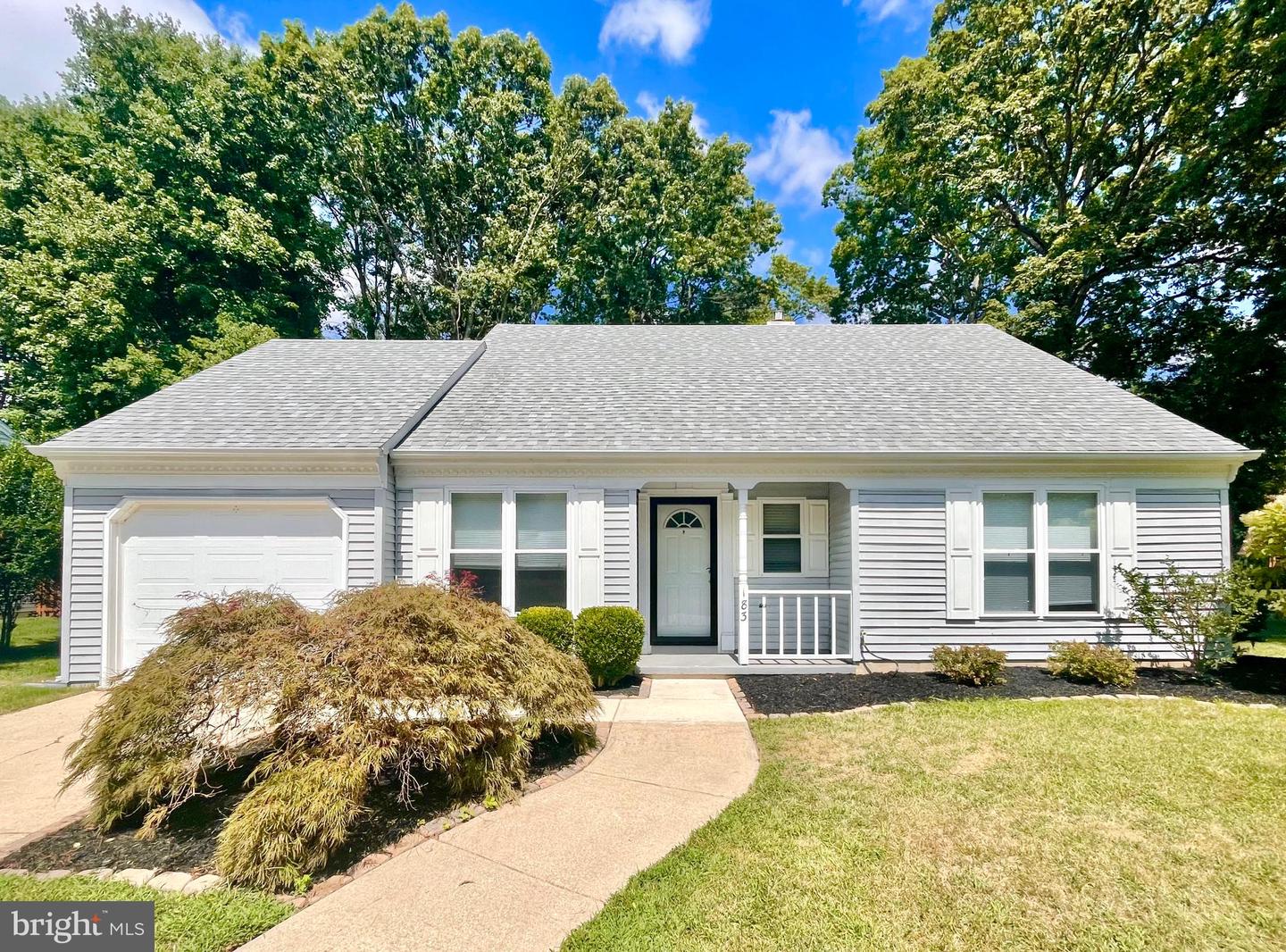 183 Stoney Dr — photo