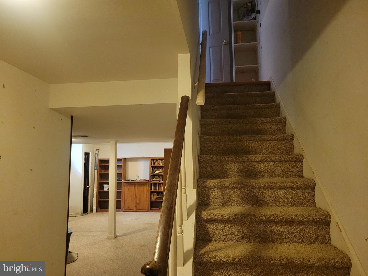 27 Heritage Dr — photo