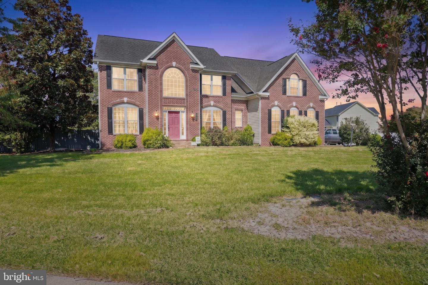 105 Red Tail Dr — photo