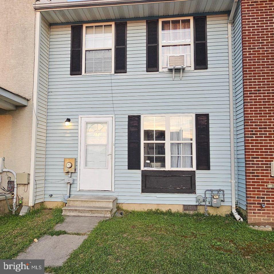 119 Holmes St — photo