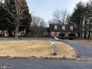 137 McBry Dr — photo