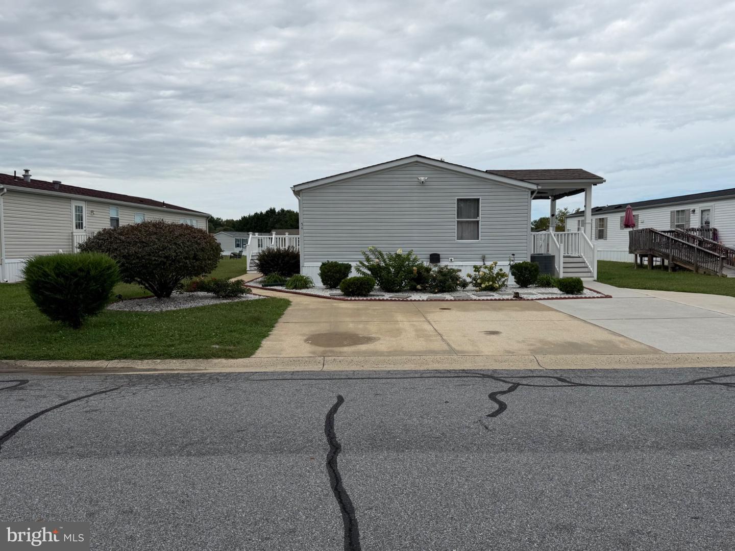 54 S Dayflower Ct — photo