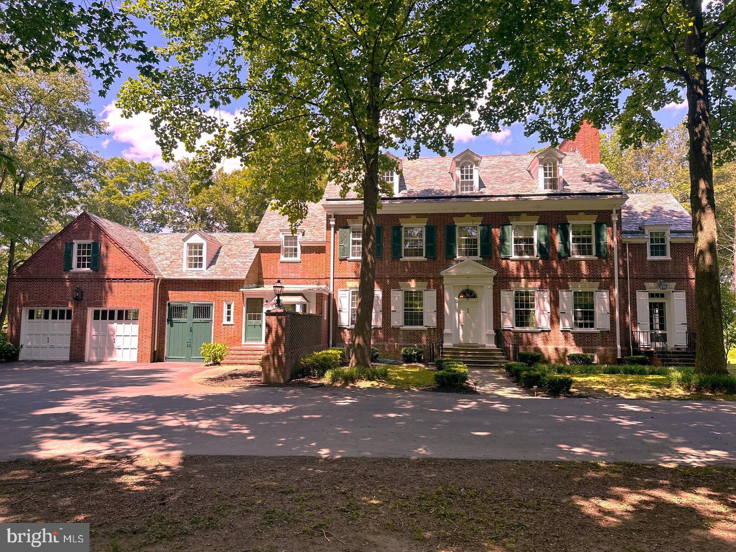 233 Walker Rd — photo