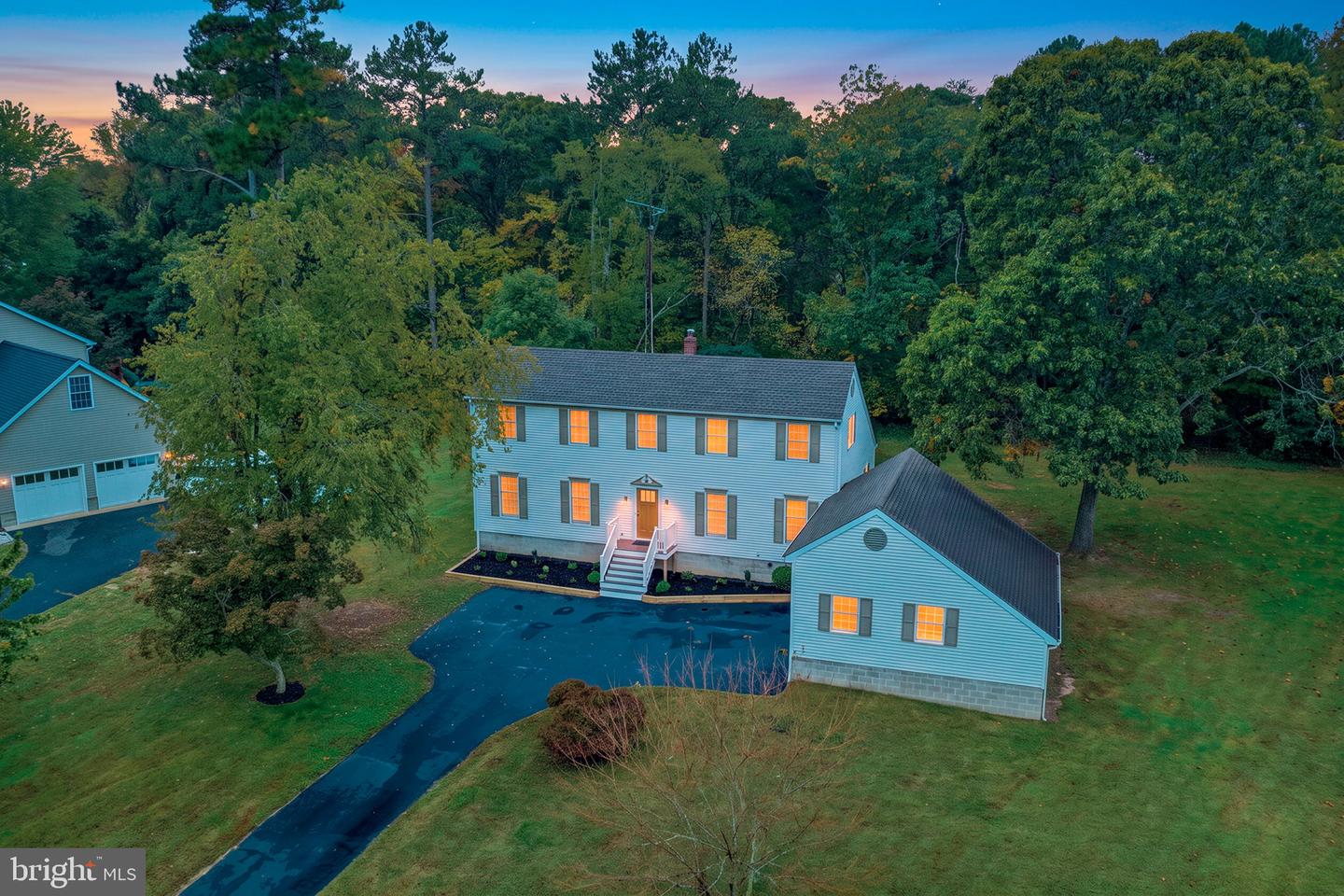 104 Russell Dr — photo