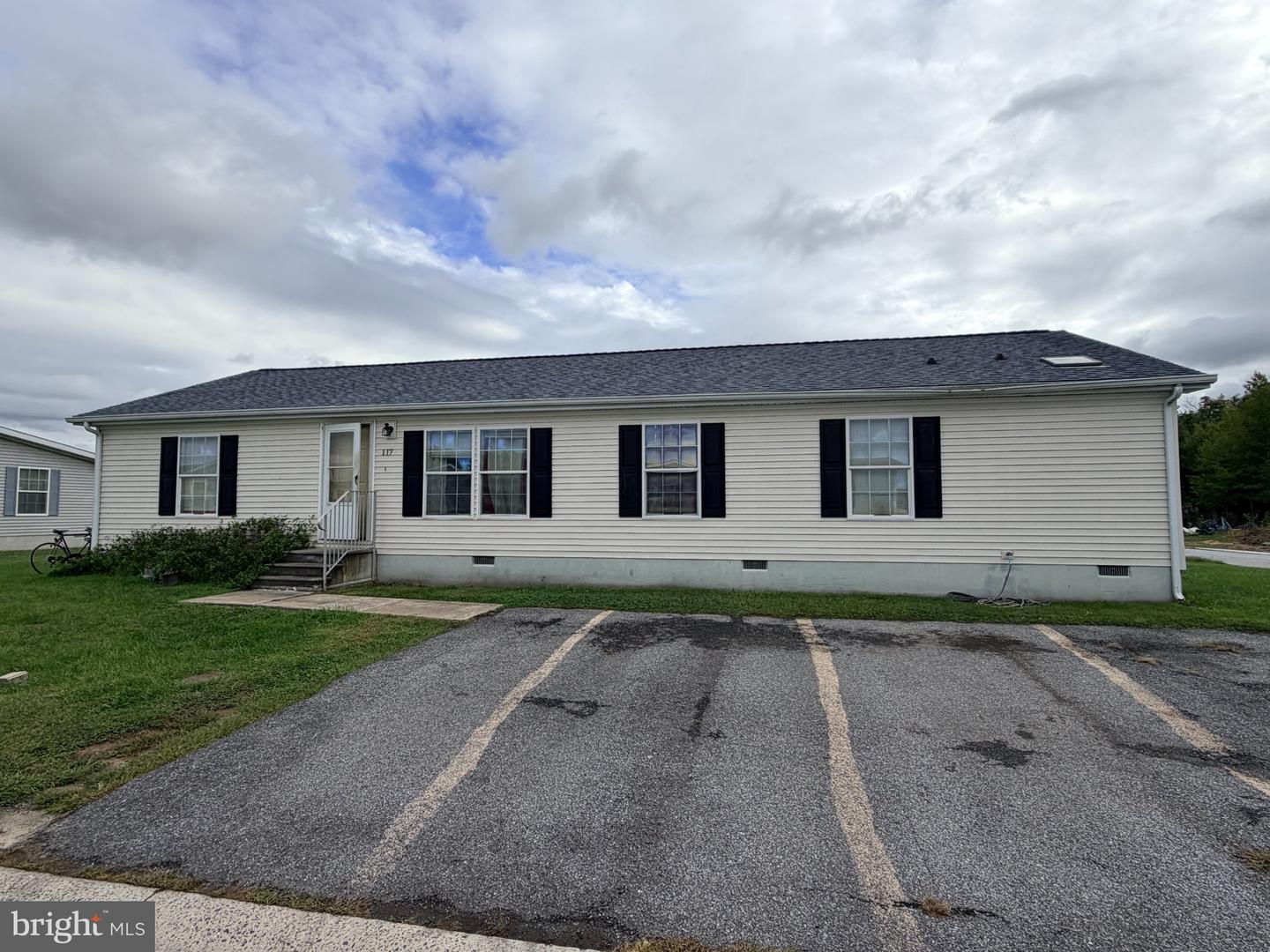 117 Susan Pl — photo