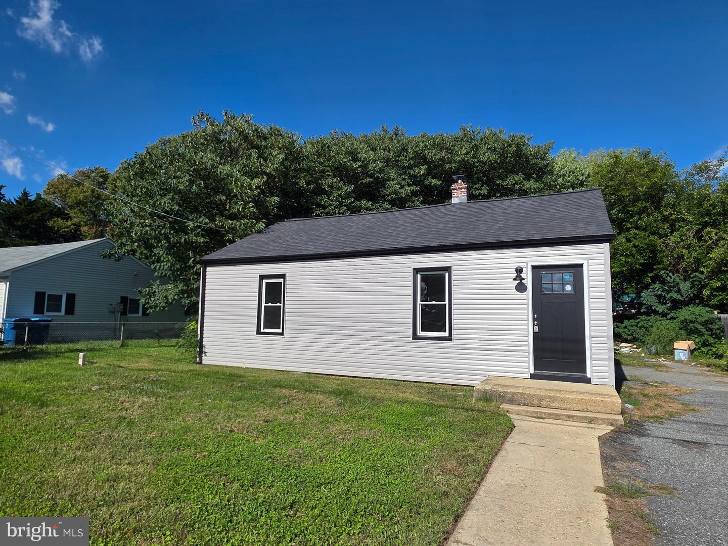 38 Hilldale Rd — photo