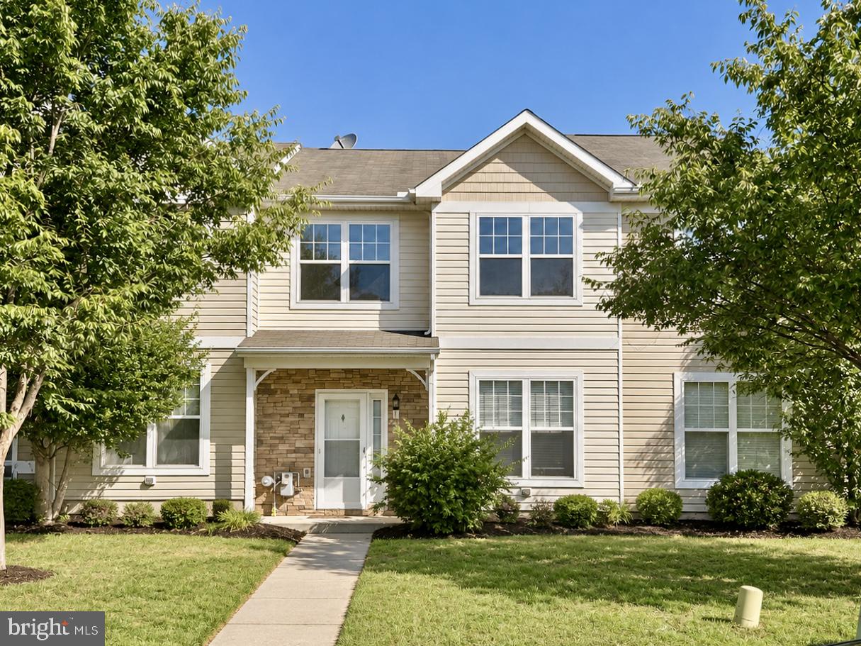 133 Lady Bug Dr — photo