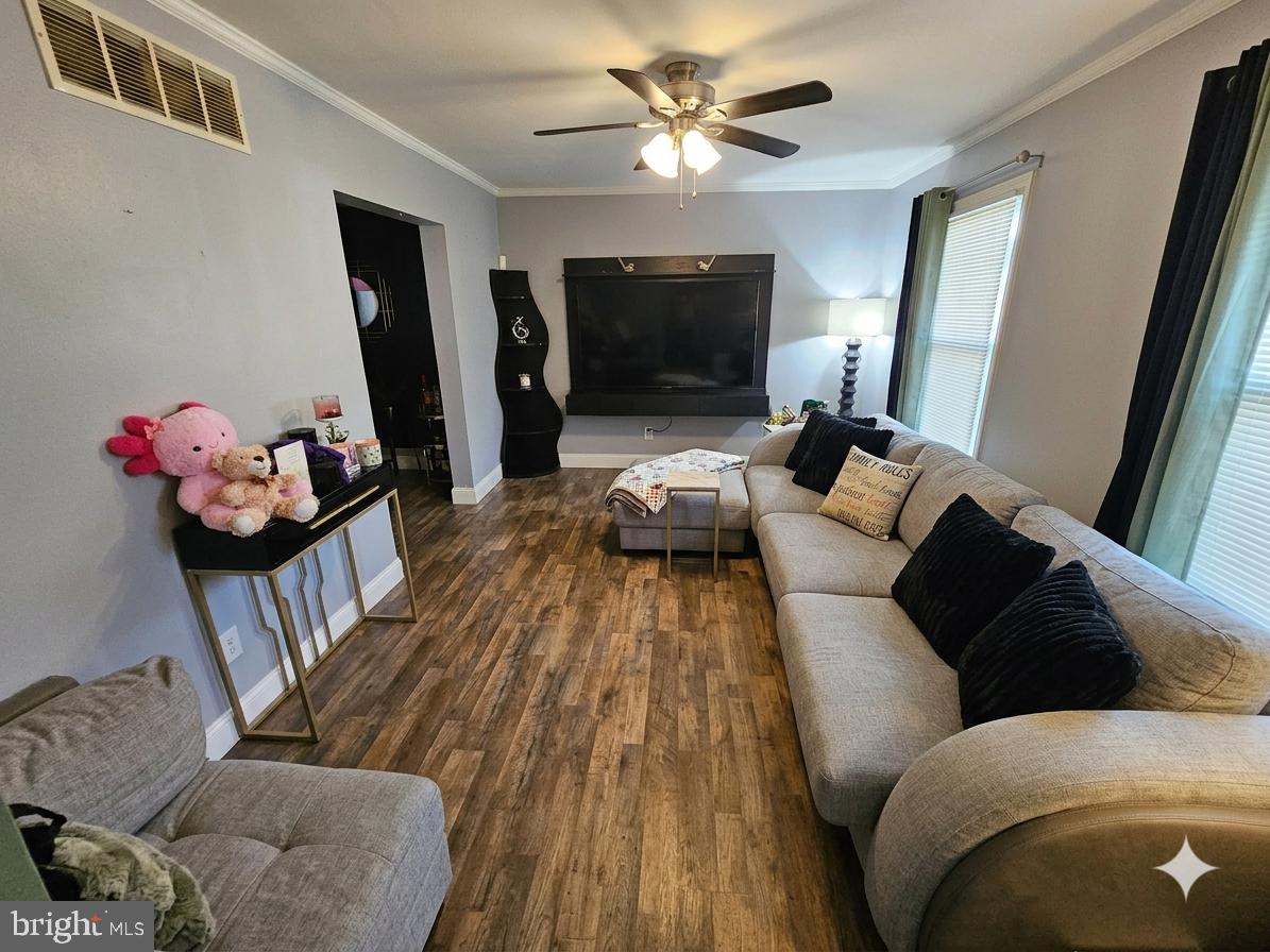 308 Bradley Rd — photo