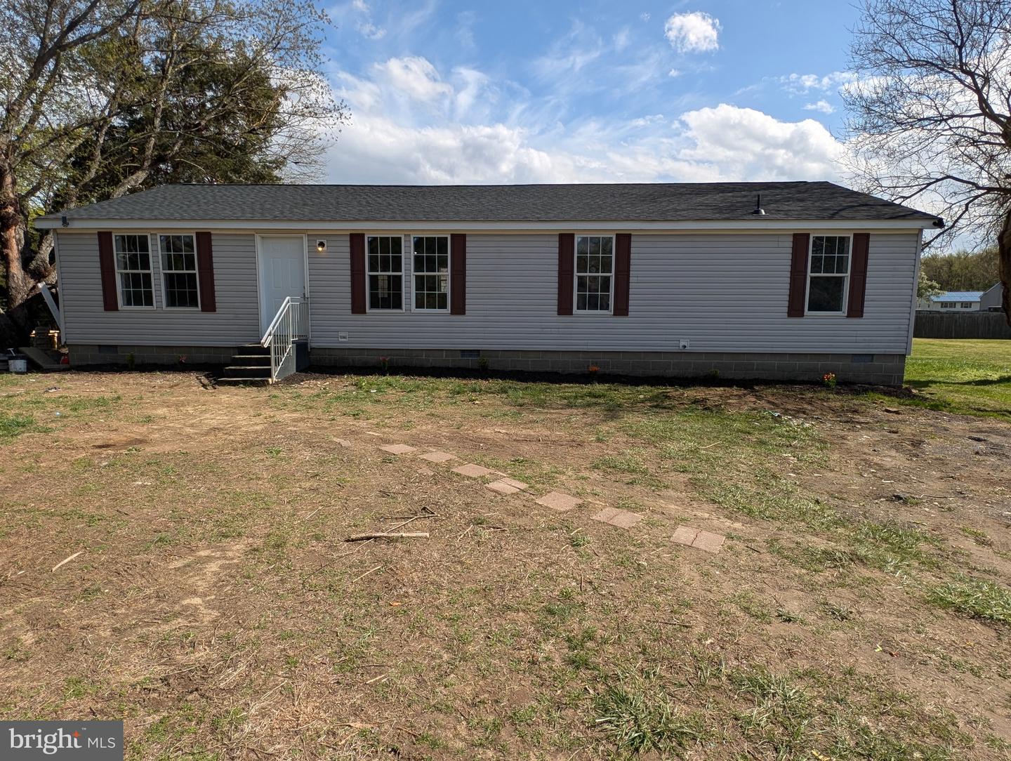 828 Millchop Ln — photo