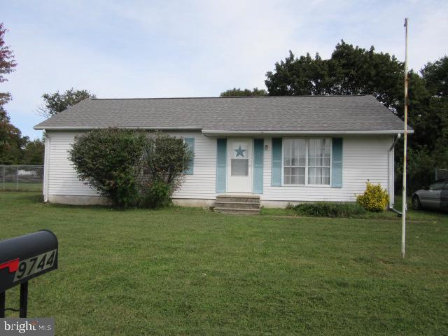 9744 Canterbury Rd — photo