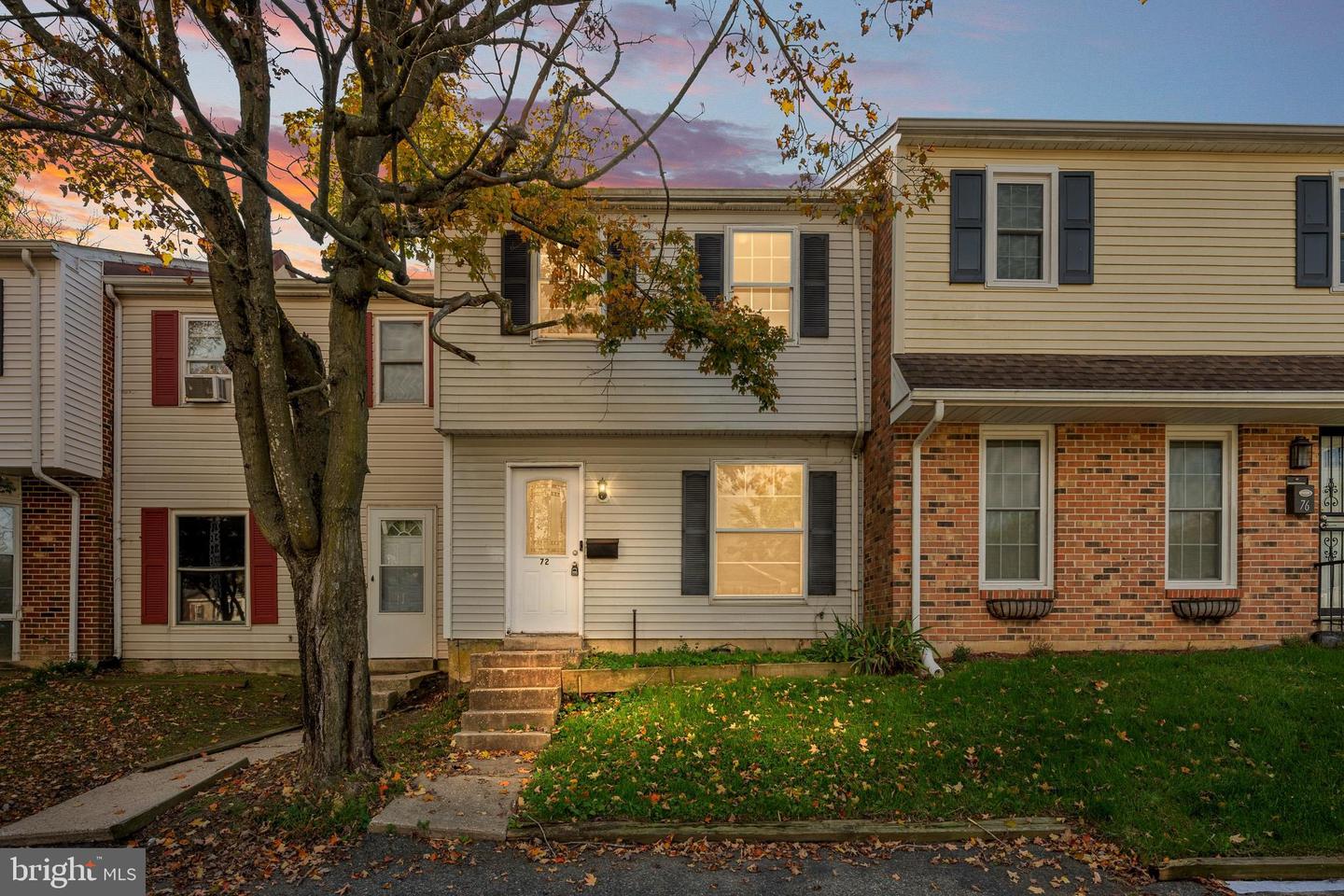 72 Village Dr — photo
