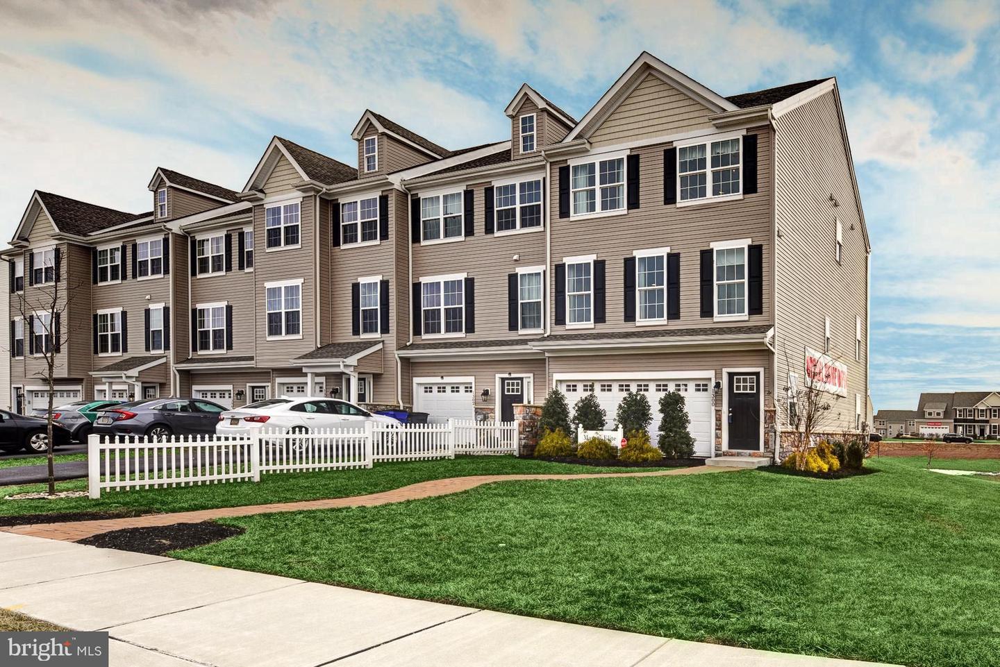 1300 Carrick Ct #Massey Elite Model — photo