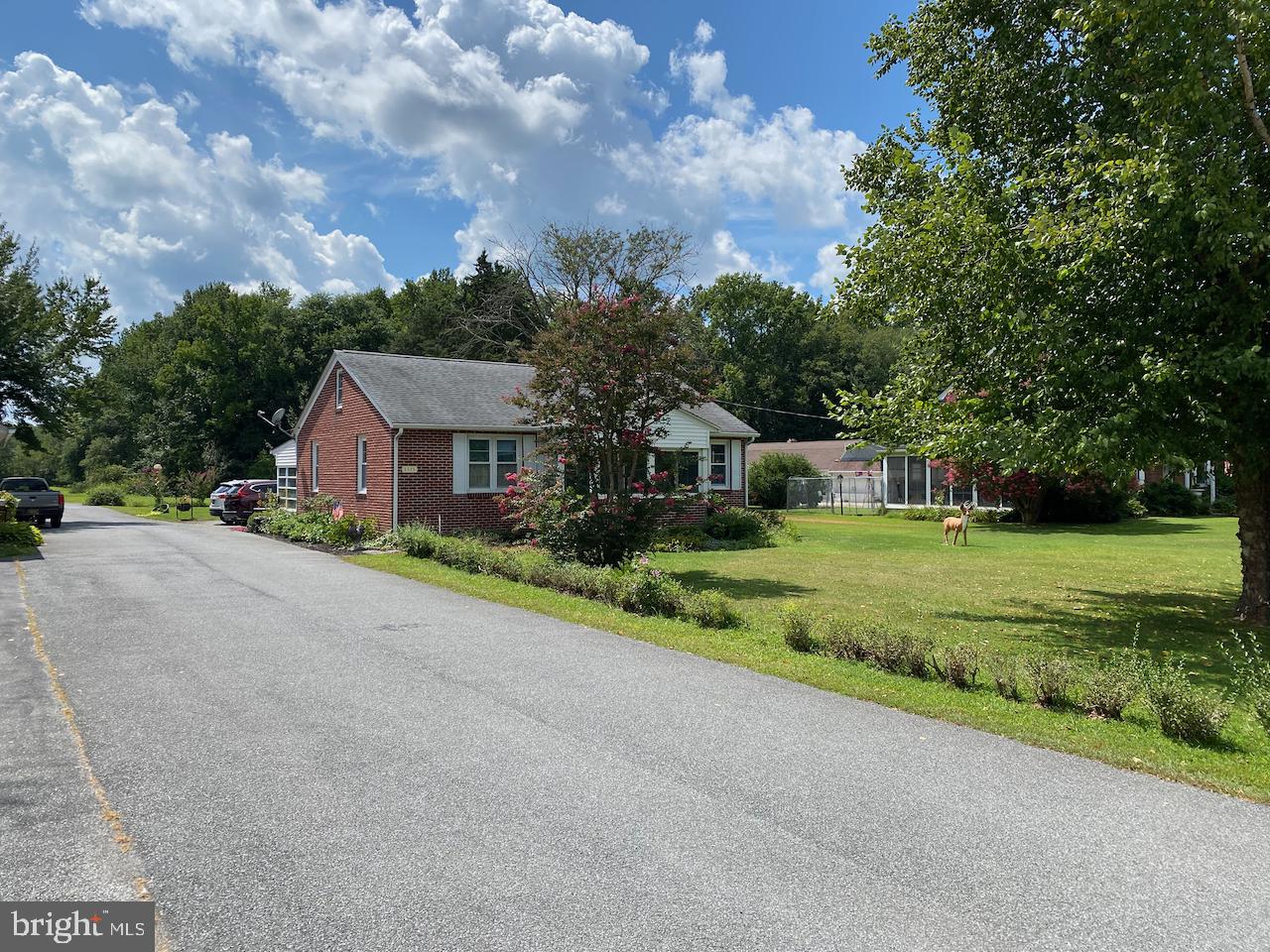 5125 Dupont Pky — photo