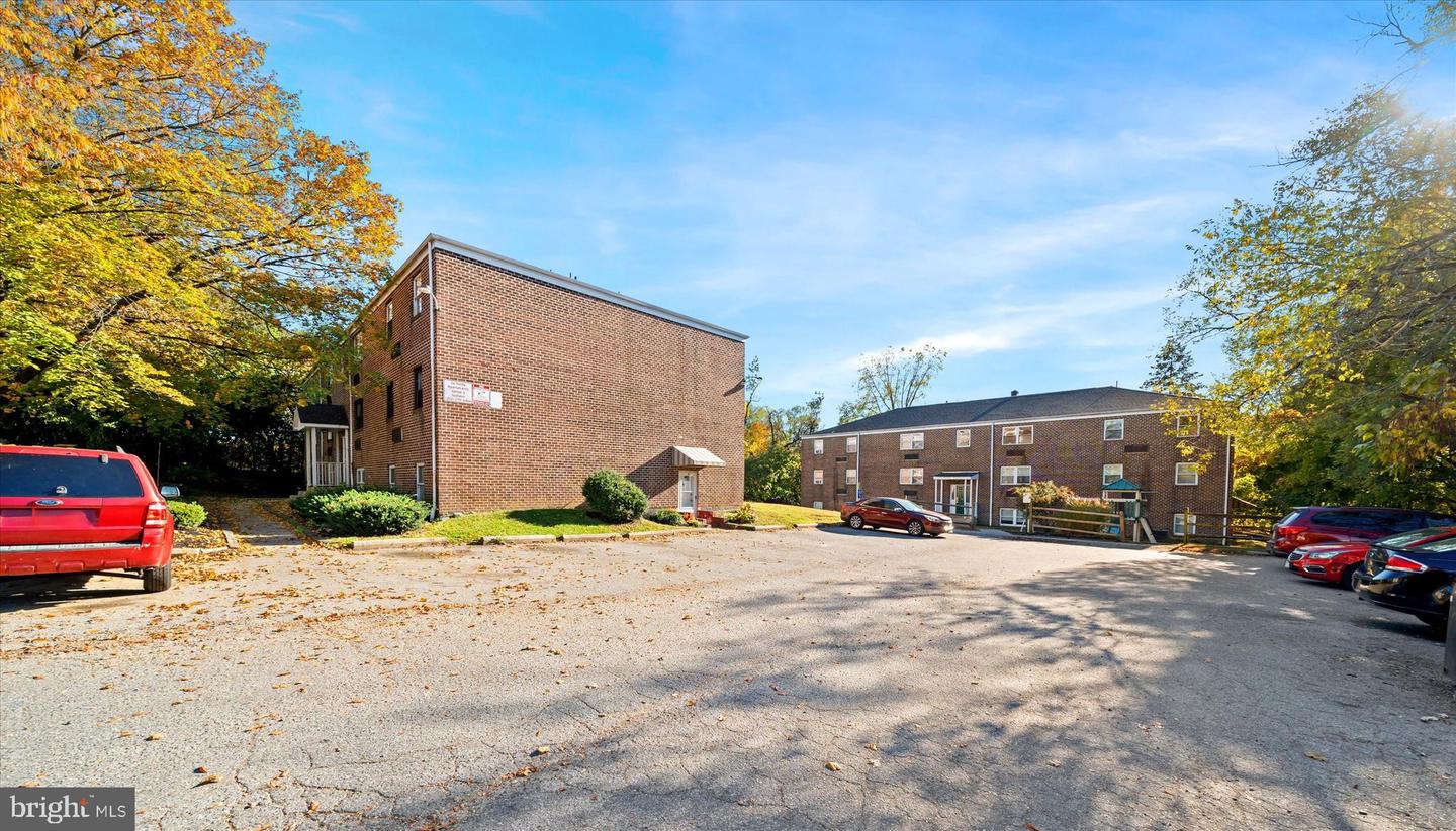 602 N Dupont Hwy — photo