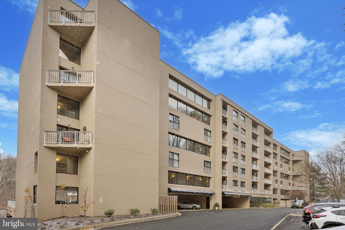 1704-Unit N Park Dr #a409 — photo