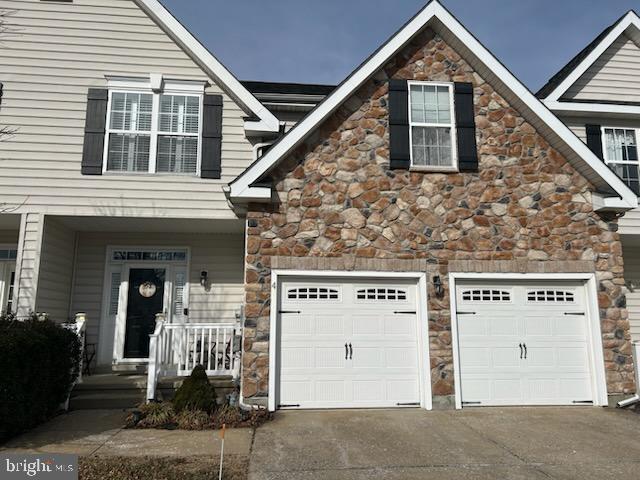 4 Grand National Ln — photo