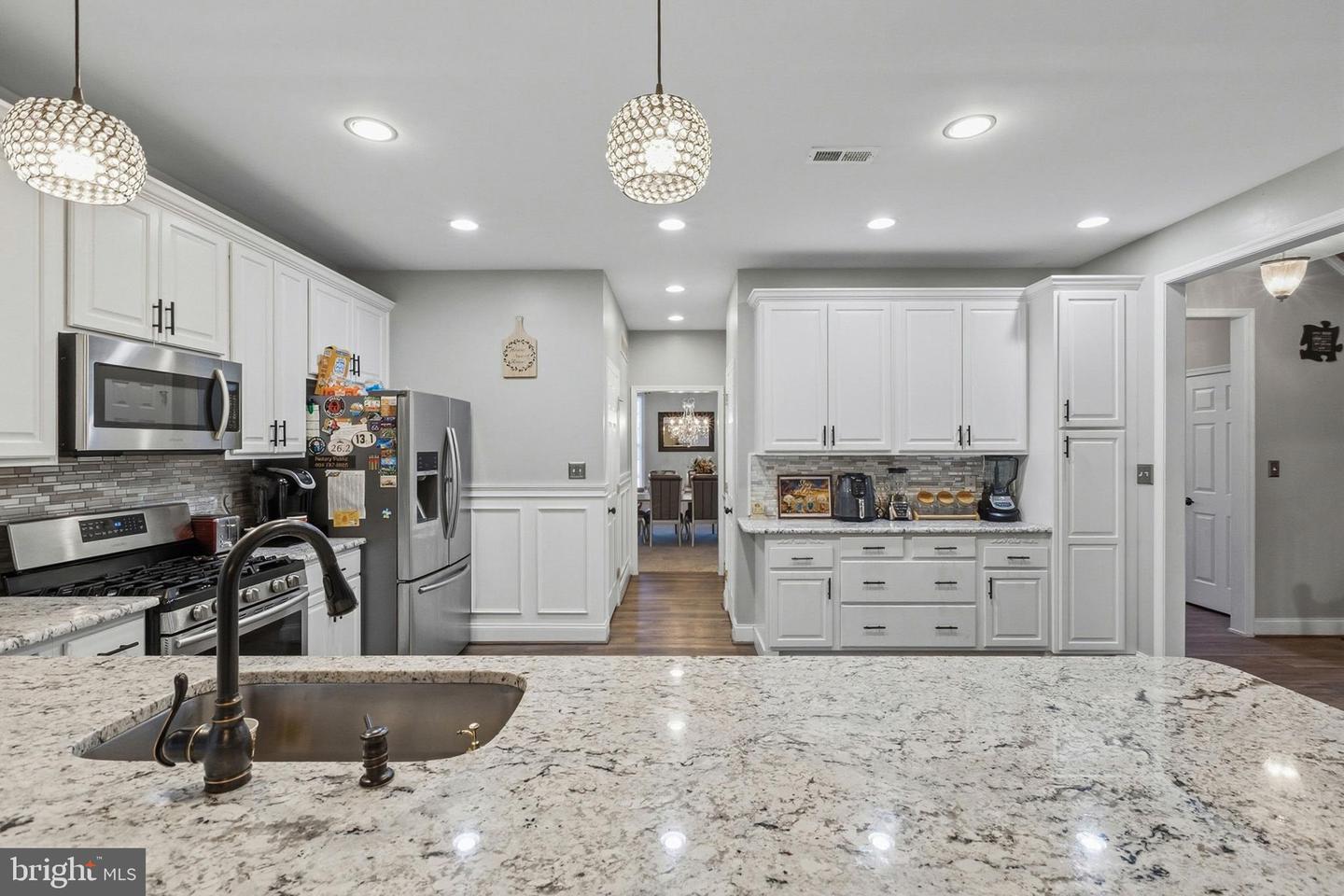 228 Wickerberry Dr — photo