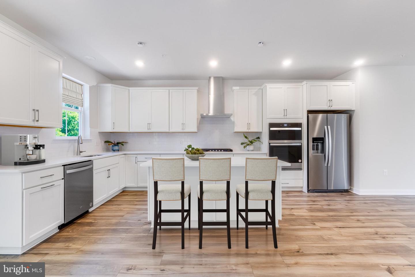 6605 Harko Dr — photo