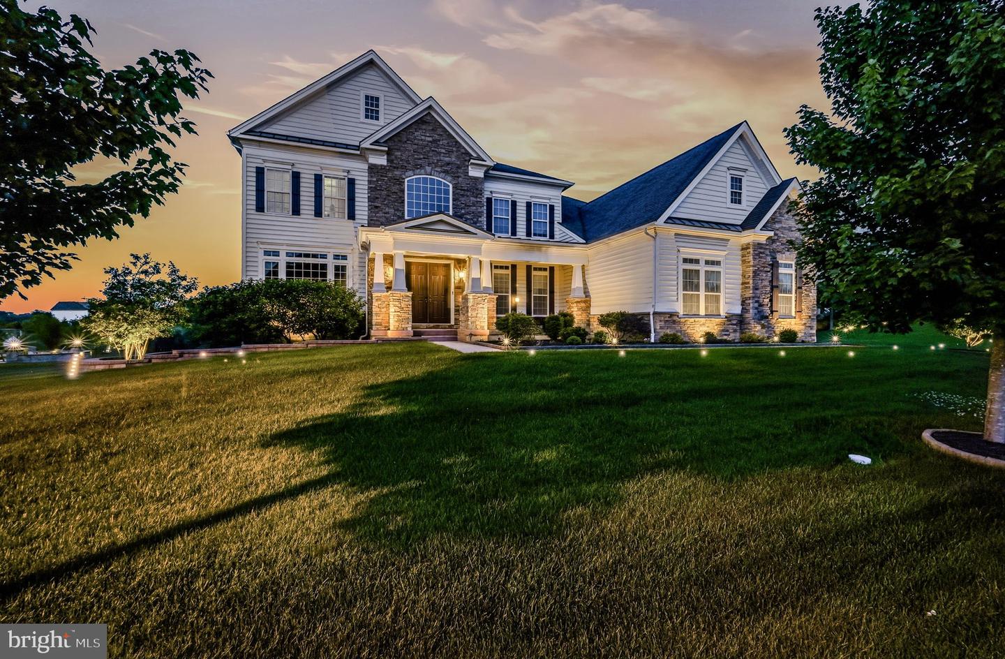 1024 Matthew Way — photo